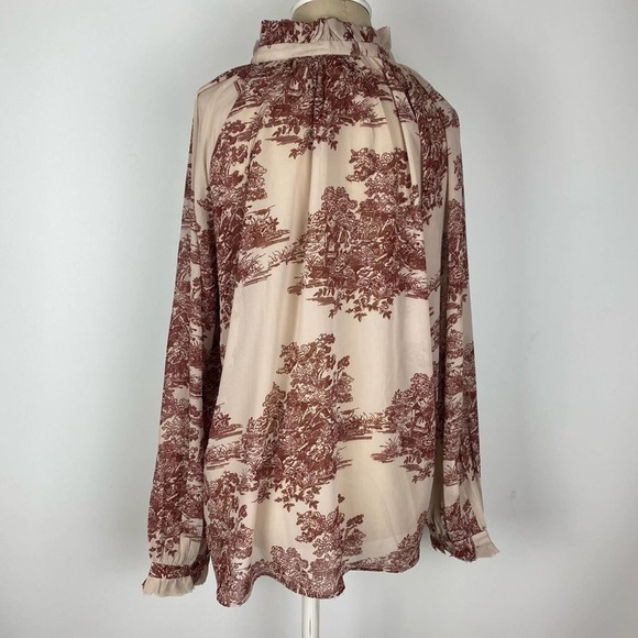 Elan Printed Blouse - Picture 4 of 5